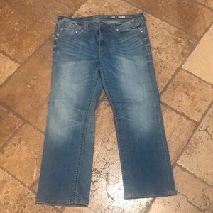 Miss Me Boyfriend Capri Jeans